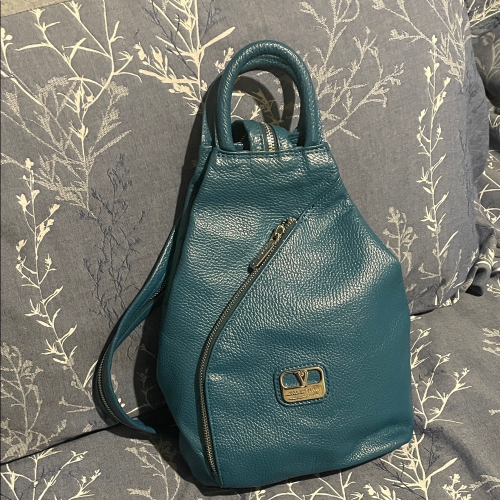 Valentina genuine leather backpack EUC blue teal